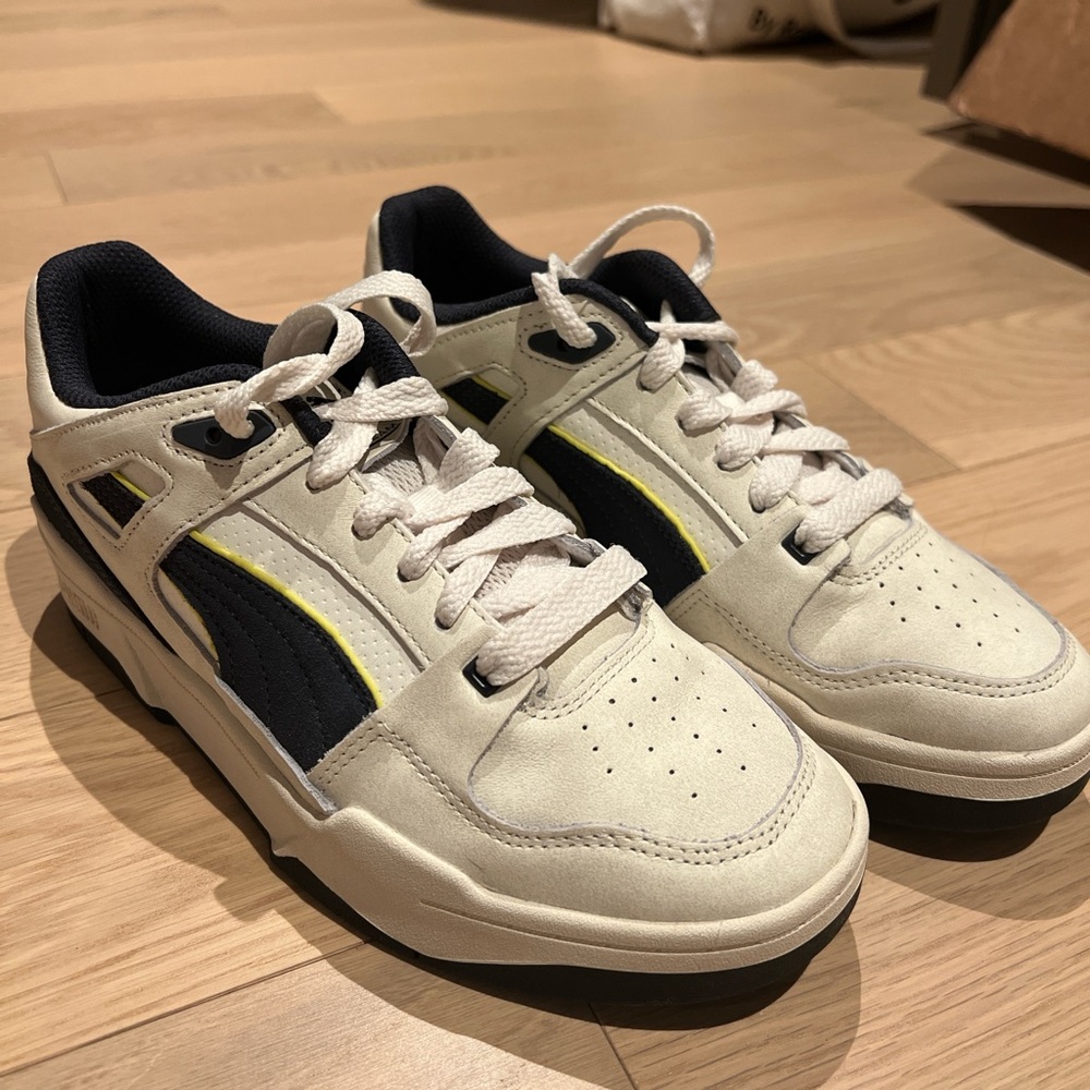 Women’s Puma Sneakers